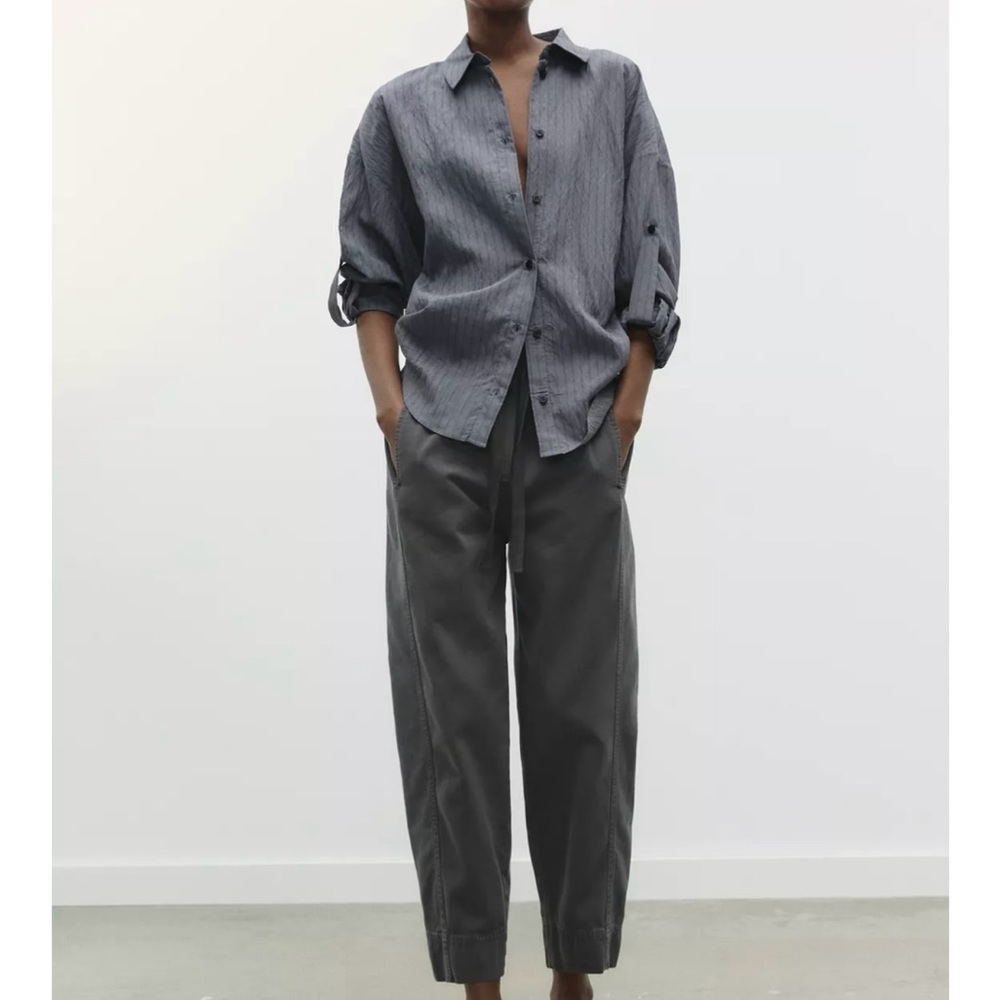Zara Gray Chinos Tailored High-Waisted pants. Used